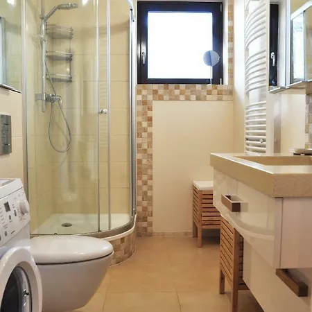 Starego Debu 18 - 1br By Homeprime